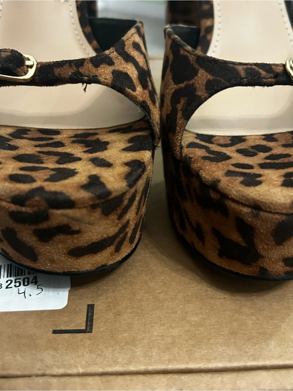 Madden Girl Leopard Print Platform Block Heel Shoes. Size 8.5